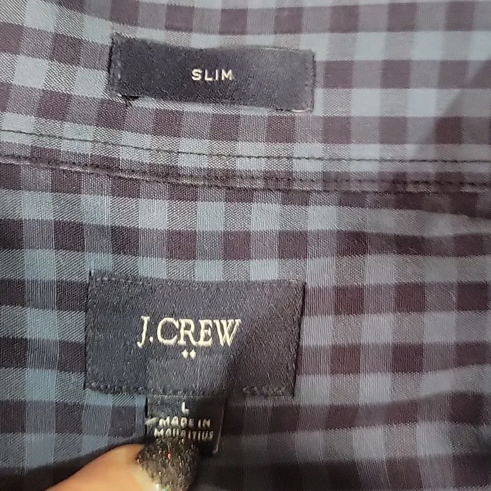 J CREW Casul Button Down Shirt, size L slim. 100% cotton blue on blue check